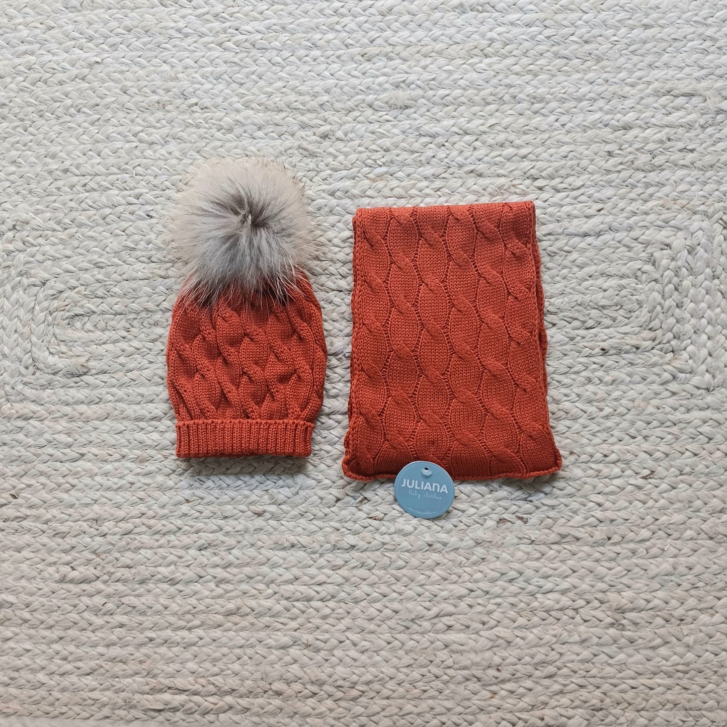 JULIANA - Set cappello e sciarpa pon pon