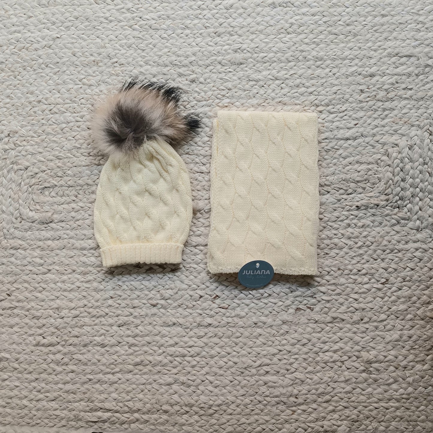 JULIANA - Set cappello e sciarpa pon pon