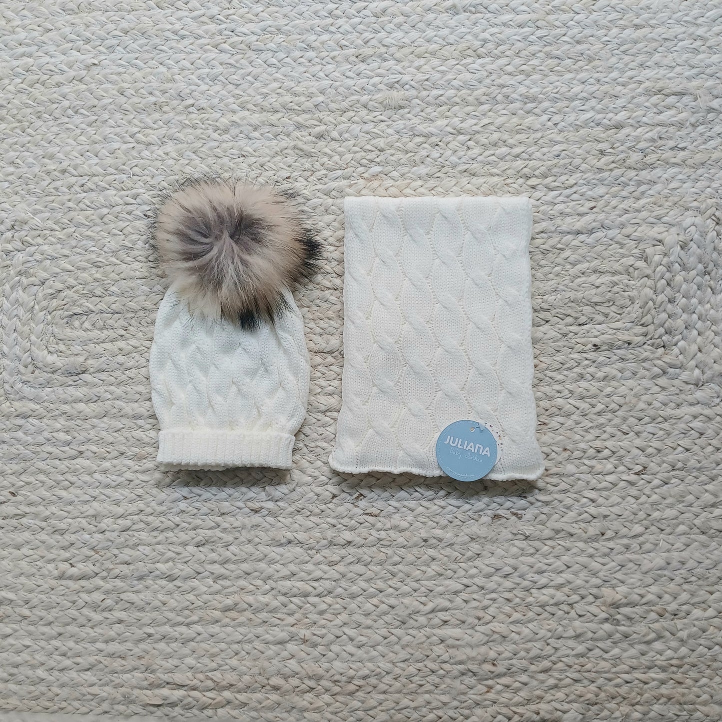 JULIANA - Set cappello e sciarpa pon pon