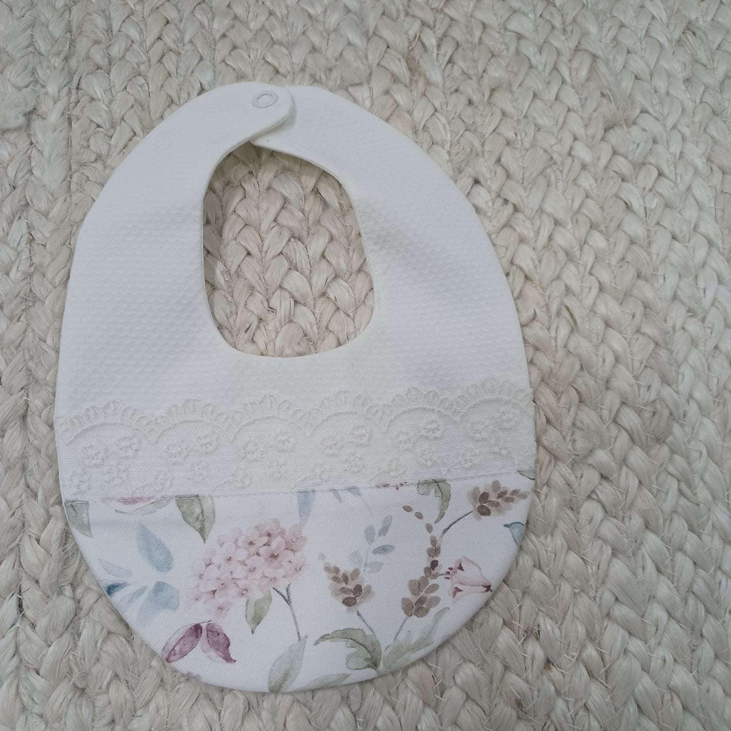 Teto e Tatta - Bavetta pizzo e fiori