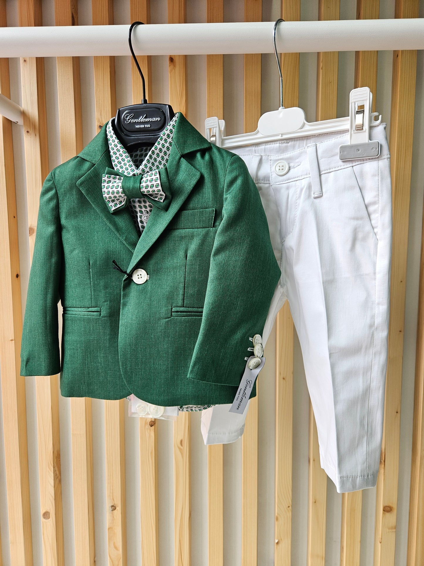 NEVER TOO - Completo con camicia papillon pantalone