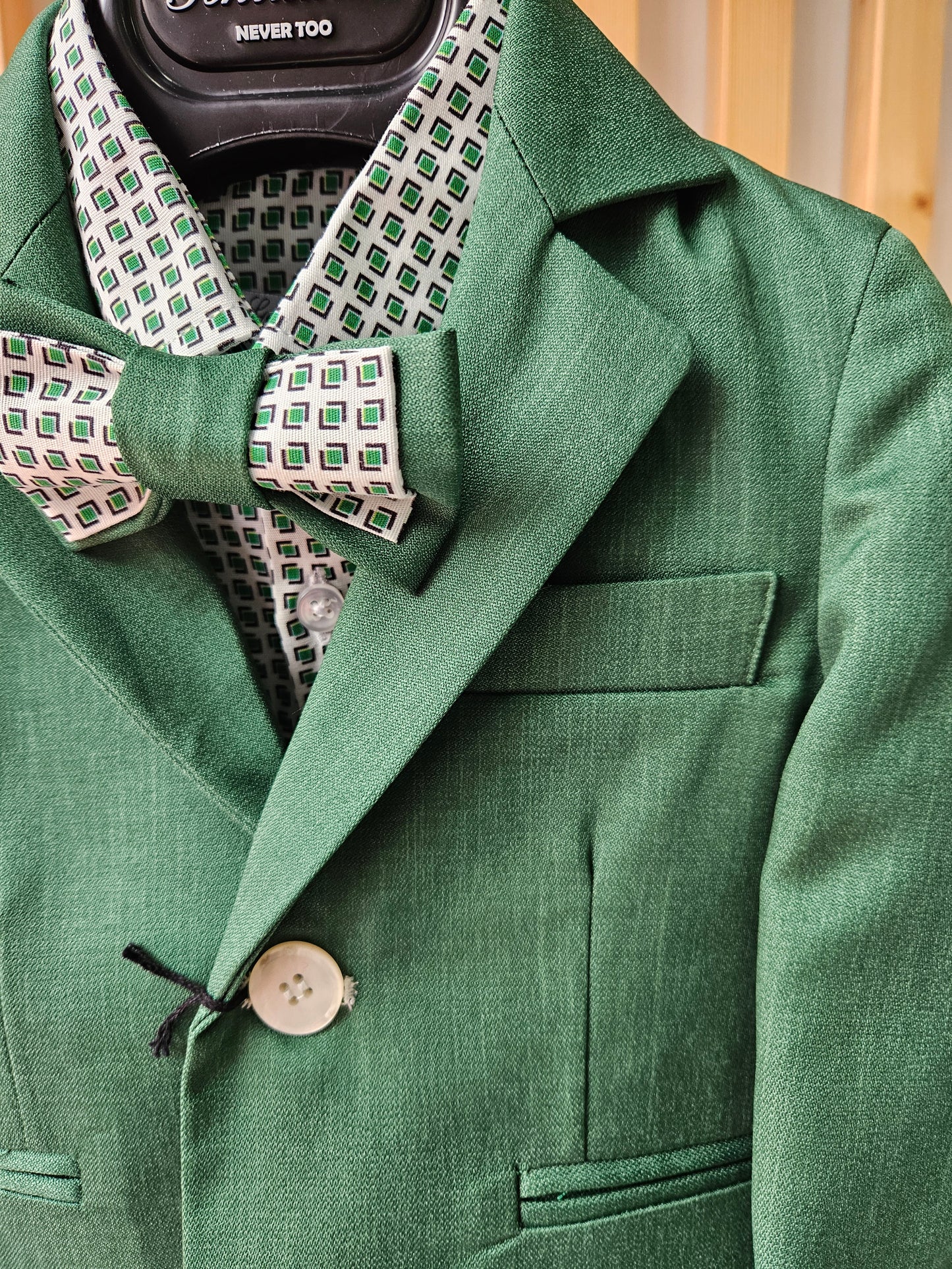 NEVER TOO - Completo con camicia papillon pantalone