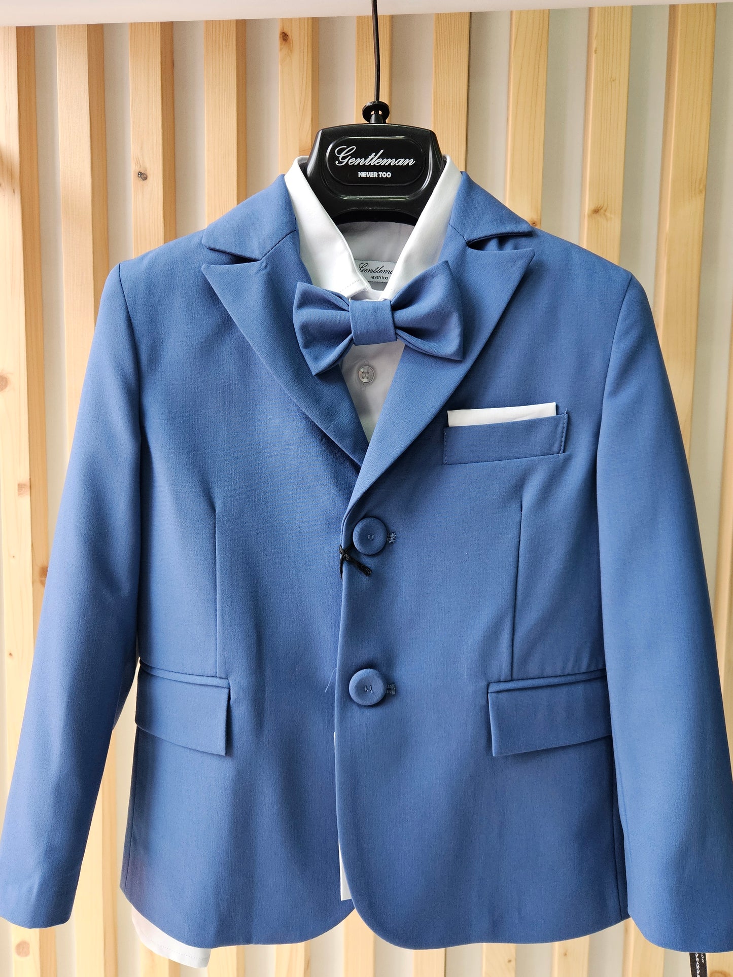 NEVER TOO - Completo mono petto con camicia papillon pantalone