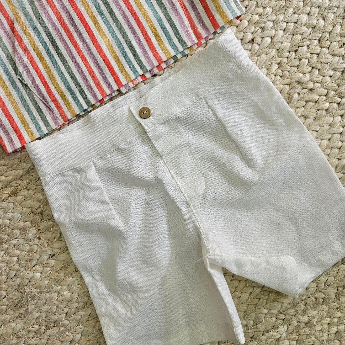 JULIANA - Completo con bermuda in lino