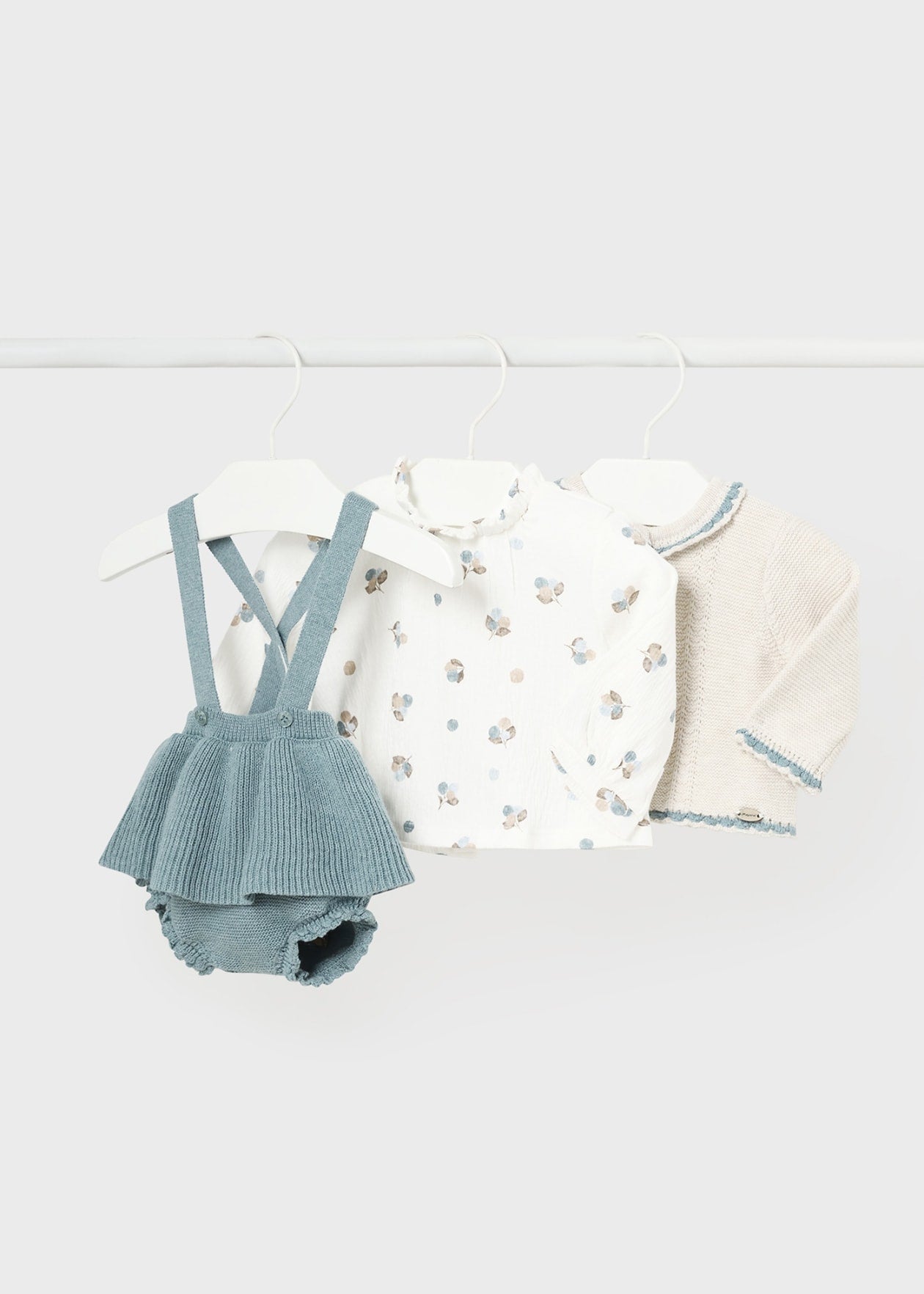 mayoral - Completo salopette e cardigan