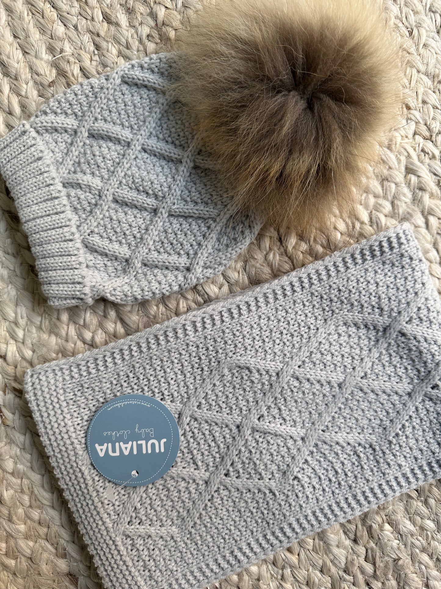 JULIANA - Set cappello e sciarpa pon pon