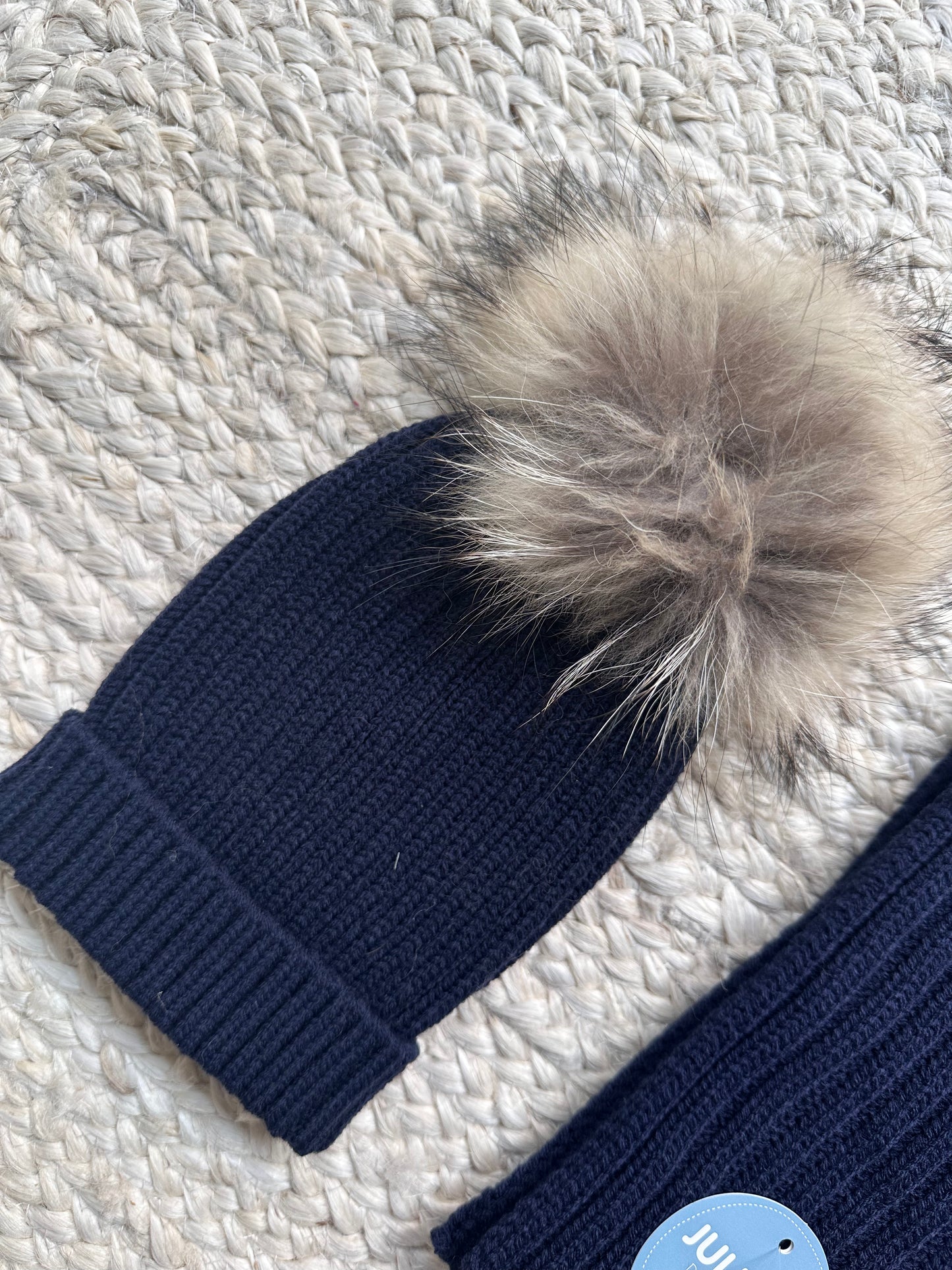 JULIANA - Set cappello e sciarpa pon pon