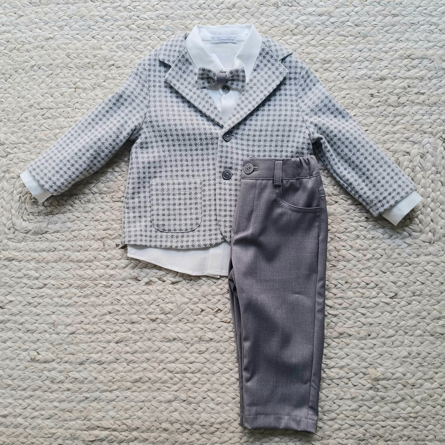 Barcellino - Completo giacca, camicia pantalone e pappion